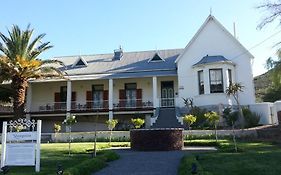 Moonlight Manor Pensionat 3*
